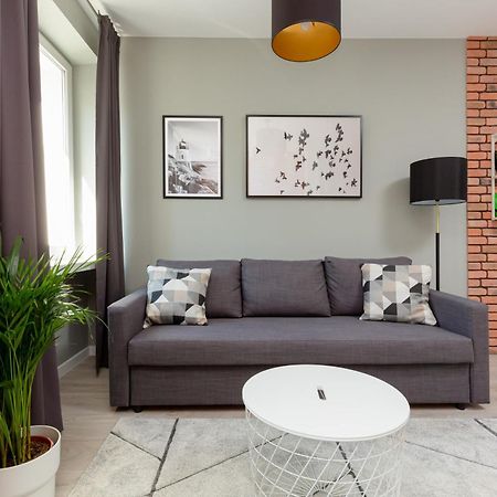 Central Apartment Emilii Plater By Noclegi Renters Warsaw Exterior photo